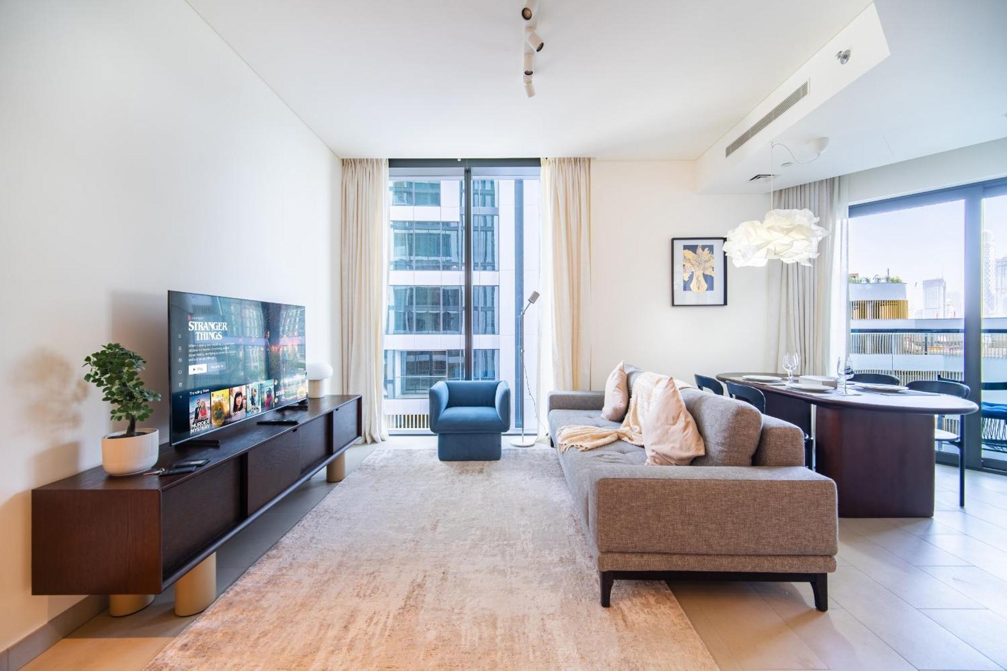 Cozy 2-bdr In Sobha Waves Apartment *