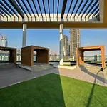 Cozy 2-Bdr Apartment In Sobha Waves