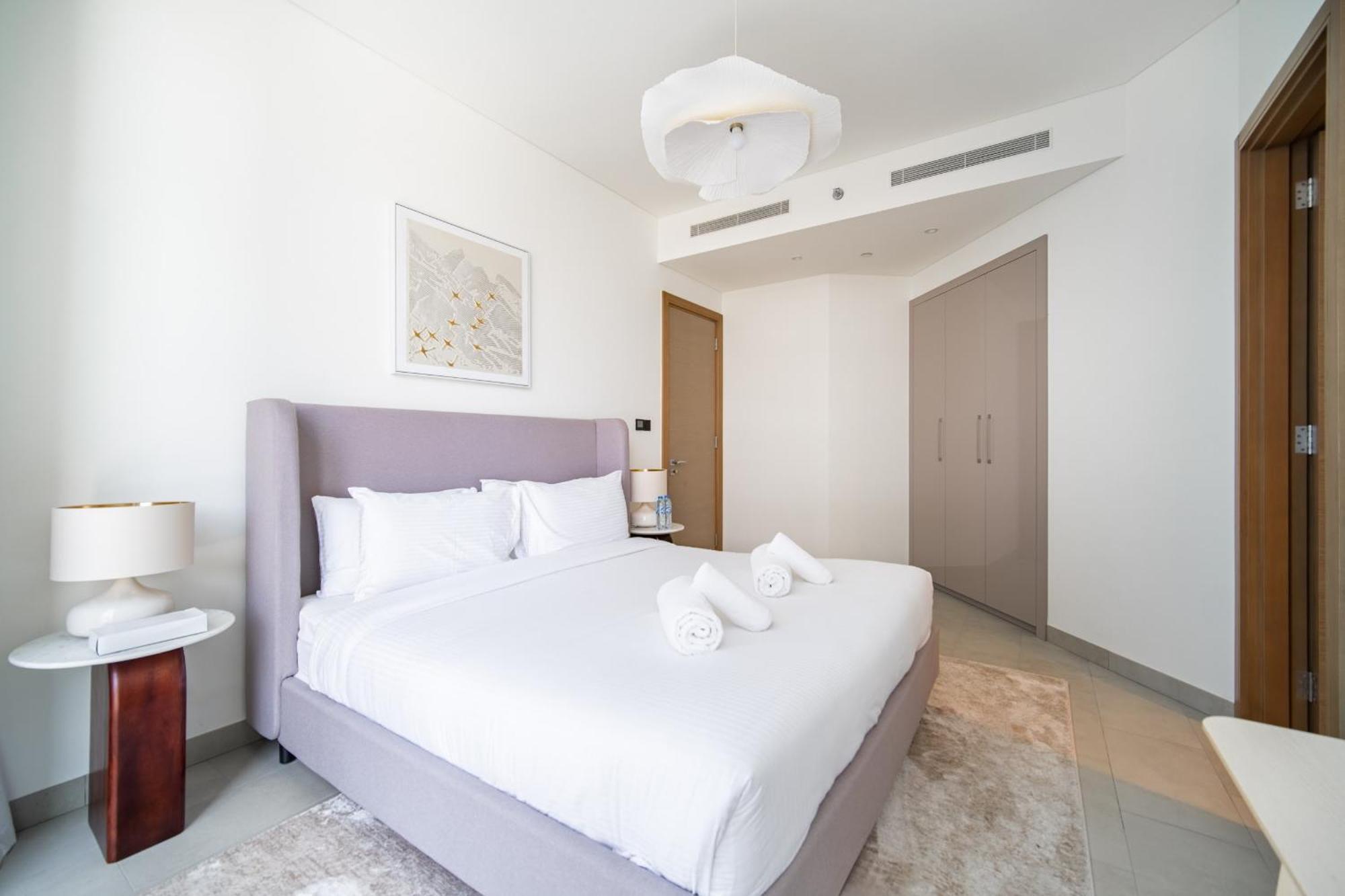 Cozy 2-bdr In Sobha Waves Apartment *
