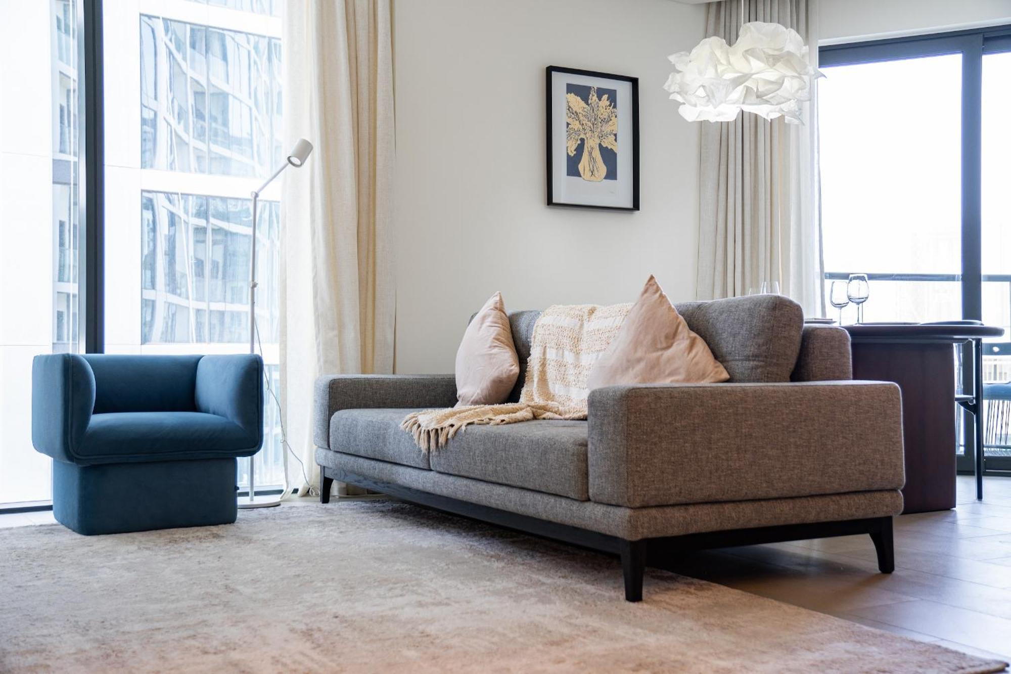 Apartment Cozy 2-bdr In Sobha Waves Dubai