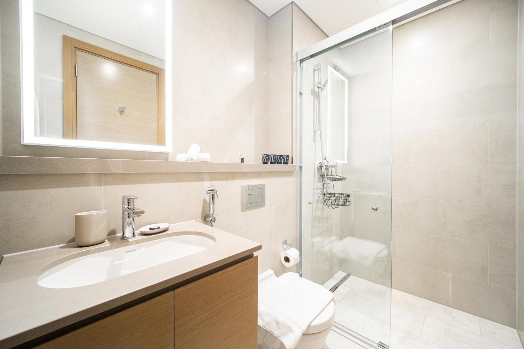Cozy 2-bdr In Sobha Waves Apartment