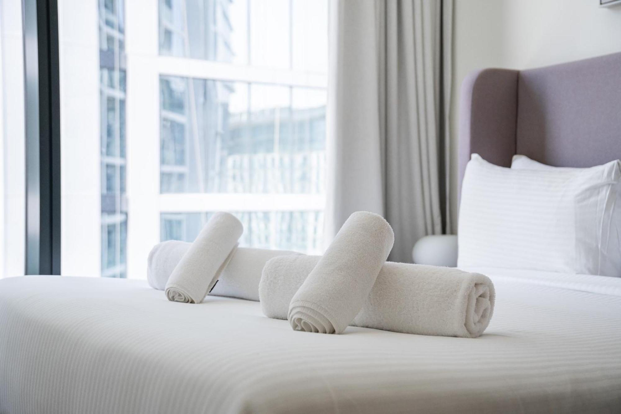 Cozy 2-bdr In Sobha Waves Apartment *